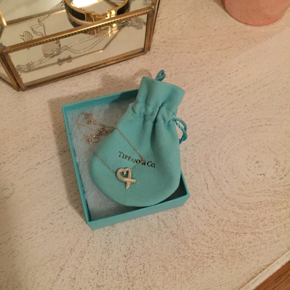 Open heart Paloma Picasso Tiffanys necklace